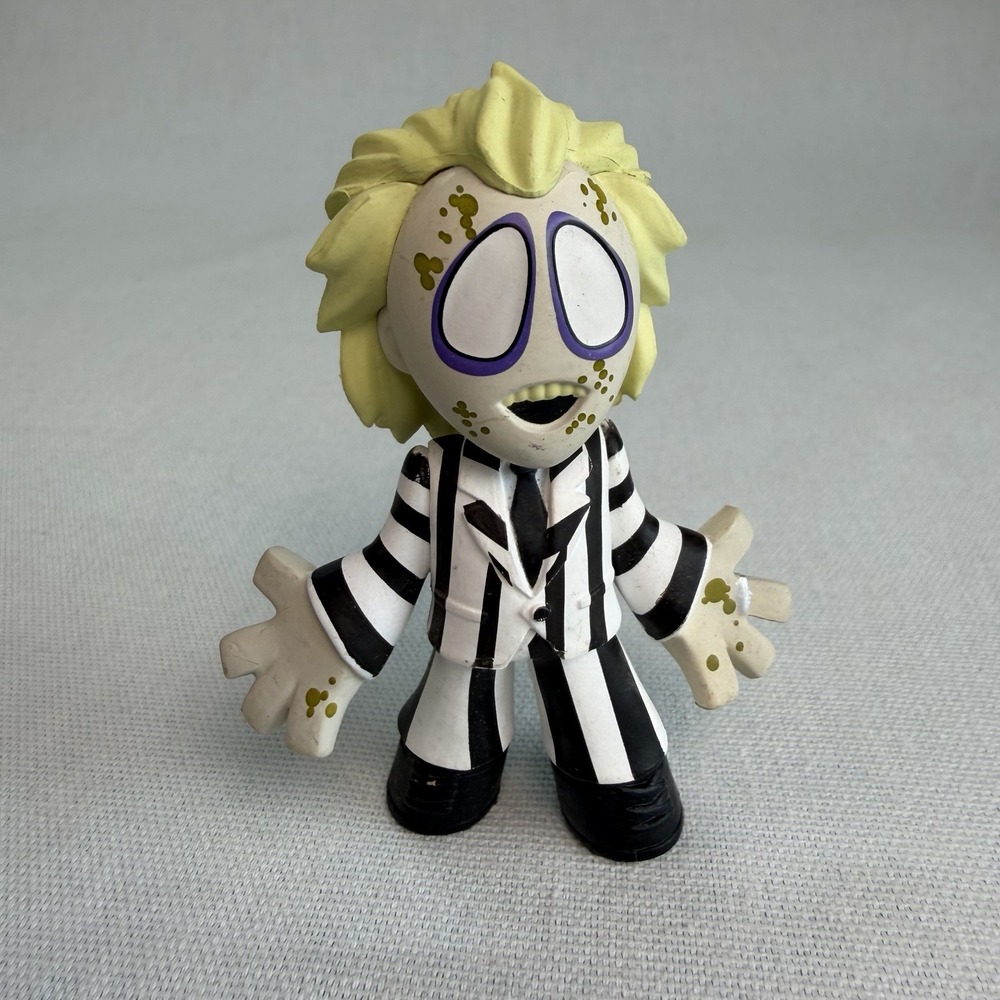Funko Mystery Minis Horror Lot Of 7 Cthulhu Nosferatu Beetlejuice Shaun‎ Ed Fly - Picture 3 of 16